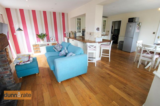 33, Row Moor Way, Stoke-On-Trent photo 4