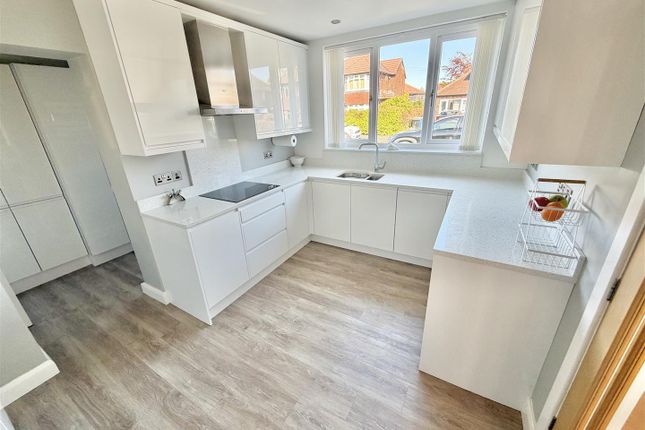 13, Arnesby Avenue, Sale photo 3