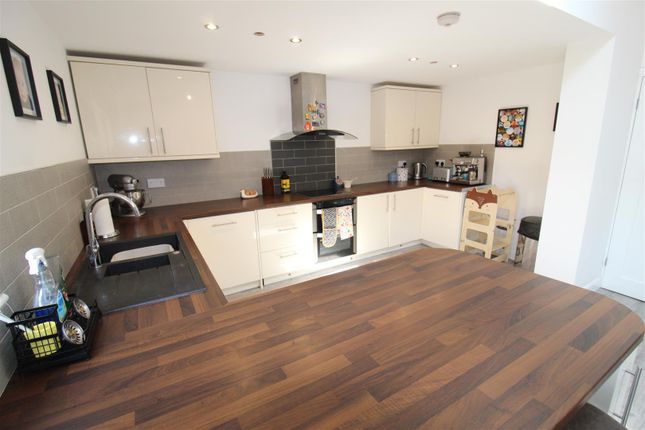 192a, Brownlow Road, Bolton photo 4