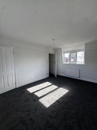 89, Elliman Avenue, Slough photo 4