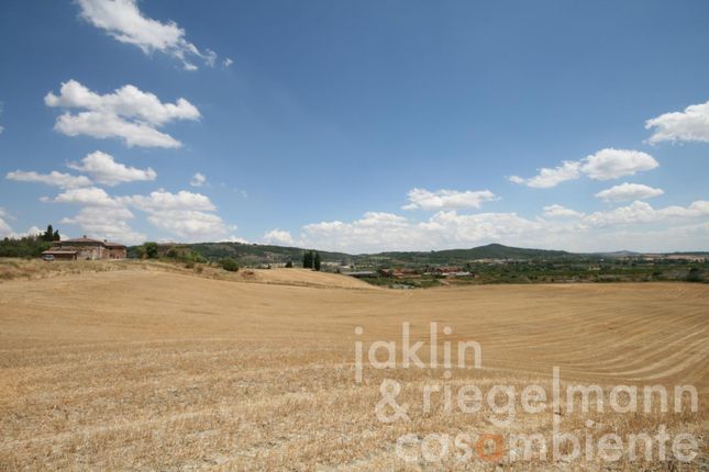 Country house for sale in Italy, Tuscany, Siena, Siena