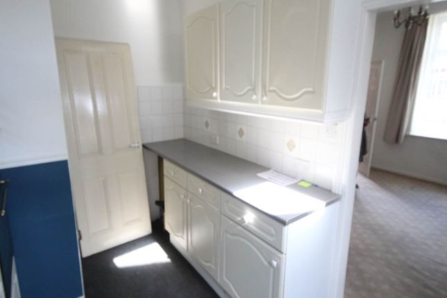 Property to rent in Victoria Street, Cleckheaton