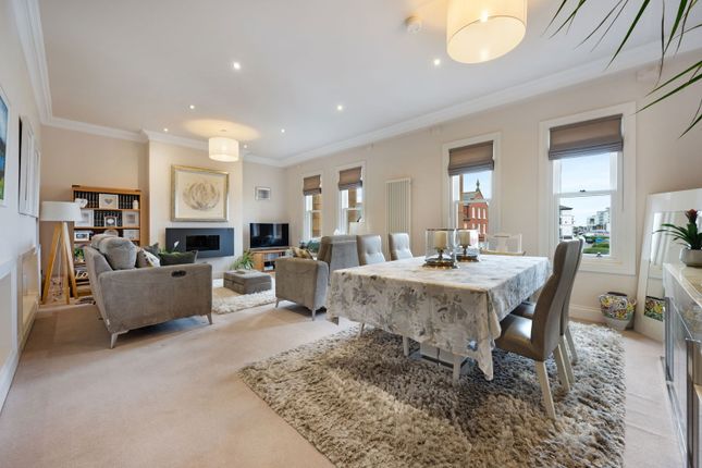 Marine Gate Mansions,27, Promenade, Southport photo 2