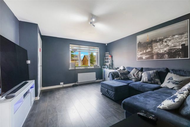3, McDonald Court, Lanarkshire photo 2