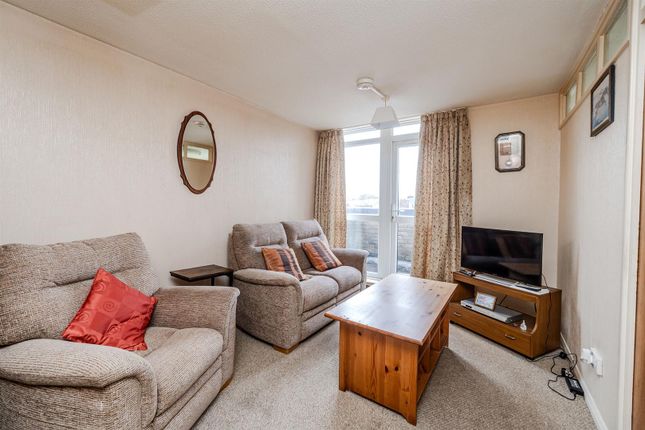 30, Baxterwood Grove, Newcastle Upon Tyne photo 2