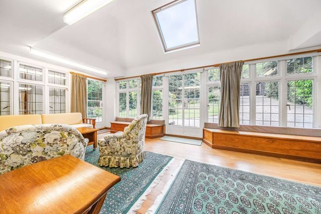 2, Coldharbour Lane, Purley photo 4