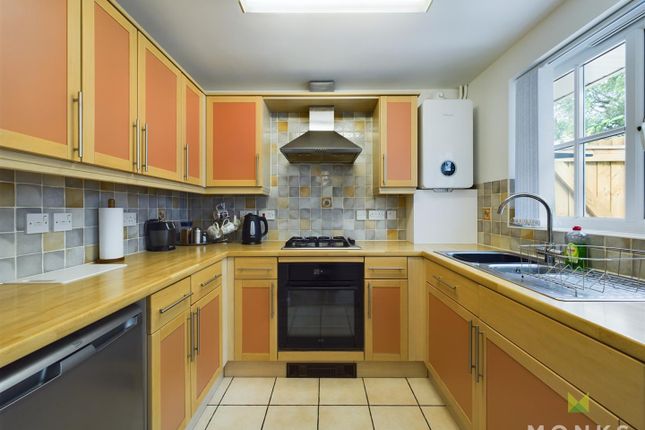 47, Fernhill Lane, Oswestry photo 2
