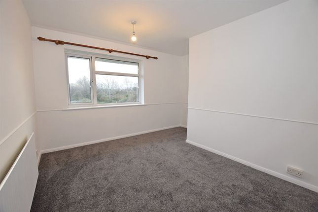 58, Markfield, Bognor Regis photo 5