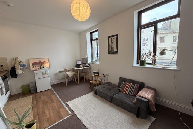 Flat 1, 42, Robertson Street, East Sussex photo 3