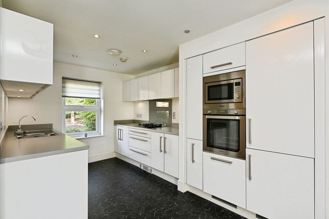 11, Buttercup Drive, Downham Market photo 2