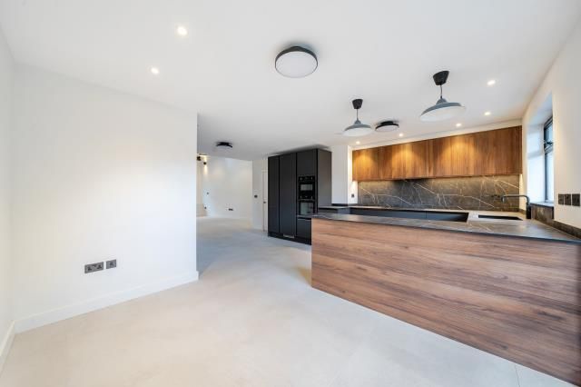 3-bed house on 3, The Barns, Chesham, £725,000