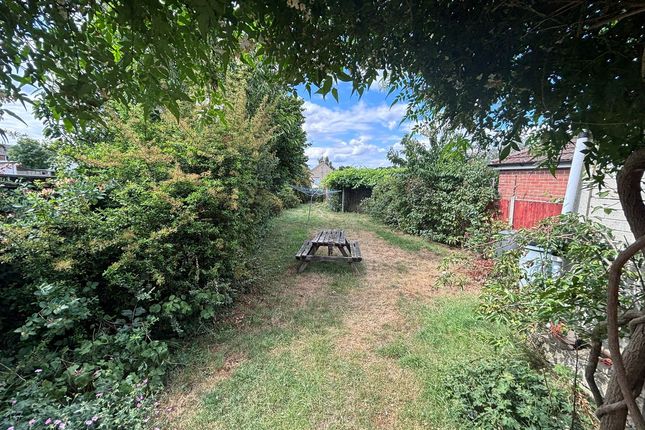 3-bed house on 10, Littlebury Gardens, Colchester, £1,600/mo