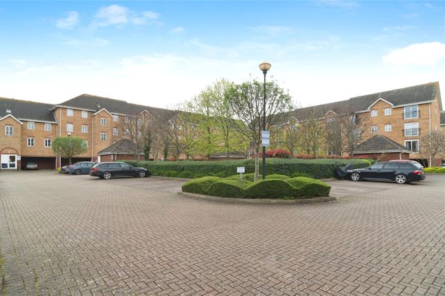 Flat for sale in Coal Court, Grays, Essex