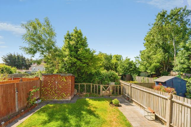2-bed flat on 52a, Marlborough Hill, Harrow, £255,000