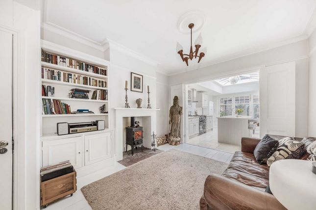 Semi-detached house to rent in Shaftesbury Road, Richmond