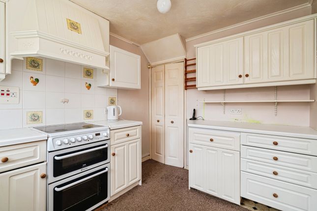 58, Millside, Norwich photo 2