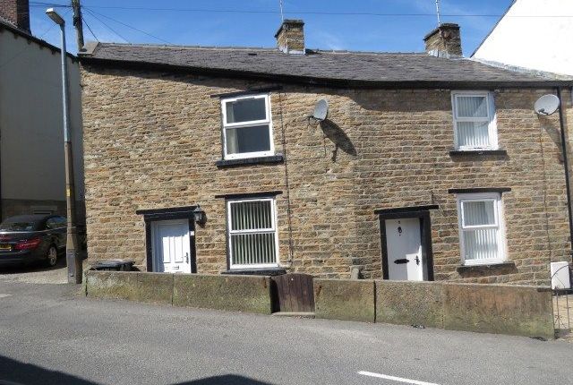 Cottage to rent in Hollins Lane, Accrington, Lancashire