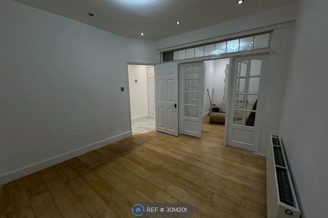 Belgrave Road, London photo 4