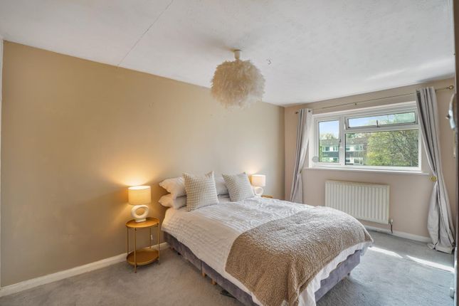 10, Forestholme Close, London photo 4