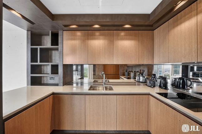 3304,, 1 Park Drive, London photo 2