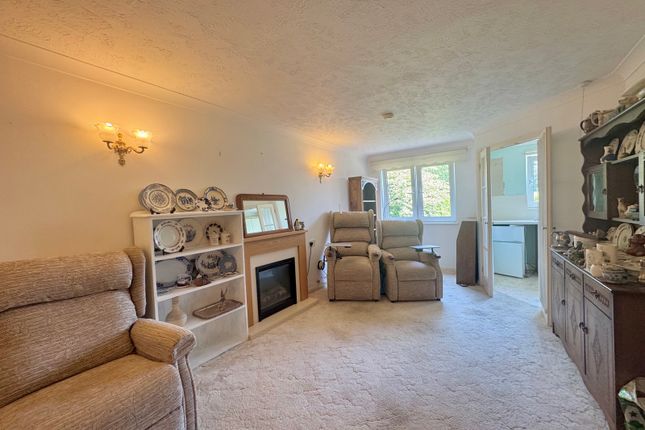 Flat 19, Burges Court,, Station Road, Essex photo 3
