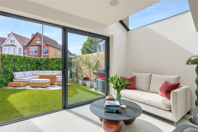 5, Ormeley Road, London photo 4