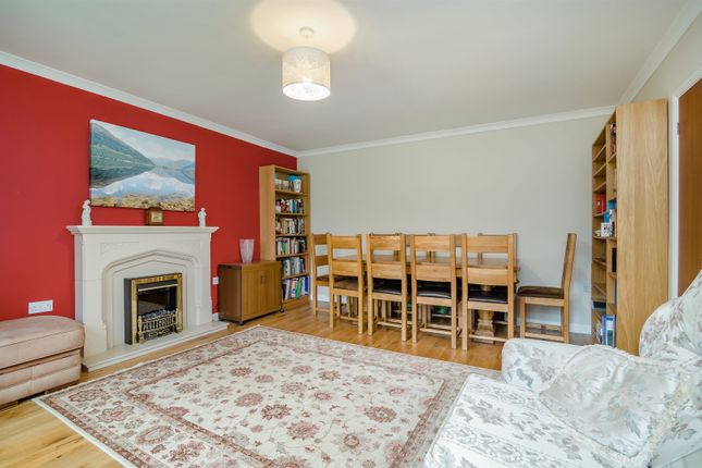 The Oaklands, Llandevaud, Newport photo 4