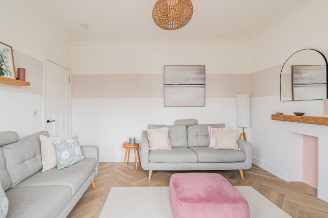 20, Corstorphine Bank Terrace, Edinburgh photo 4