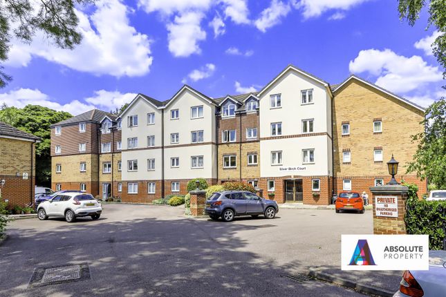 Thumbnail Flat for sale in Friends Avenue, Cheshunt, Waltham Cross