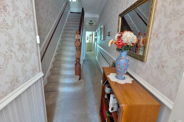 Esplanade Avenue, Porthcawl photo 2