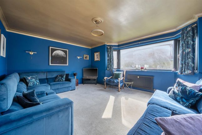 24, Southview Gardens, Worthing photo 3