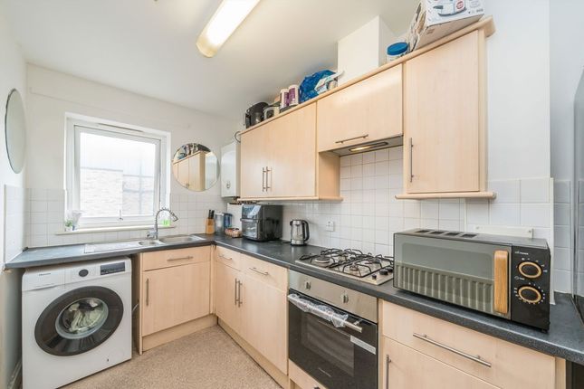 Flat 16, Sofia Court, Issa Road, Hounslow photo 2