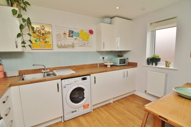 34, Oak Tree Close, Rowlands Castle photo 3