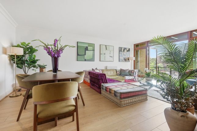 2-bed flat on Star Place, London, £1,250,000