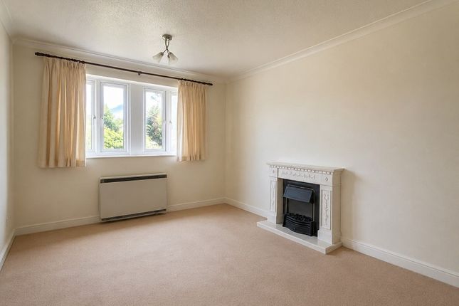 14 Dunster Court, Woodborough Road, Winscombe photo 2
