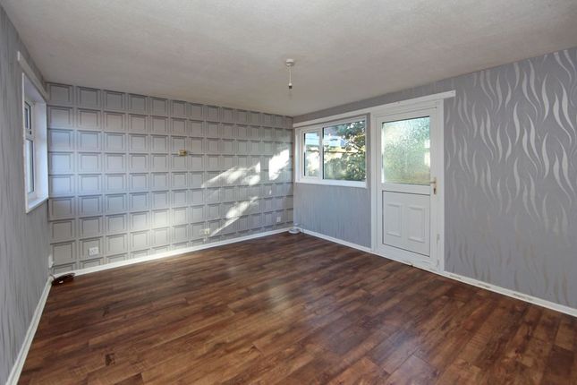 28, Selbourne, Telford photo 4