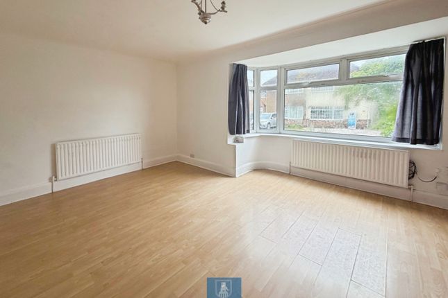 30, Roland Mount, Coventry photo 2