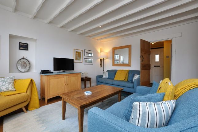 Roxby Cottage, Gun Gutter, Saltburn-by-the-Sea photo 2