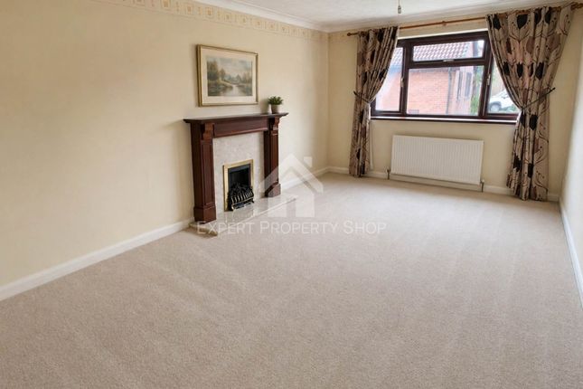 16, Meadow Close, Sheffield photo 2