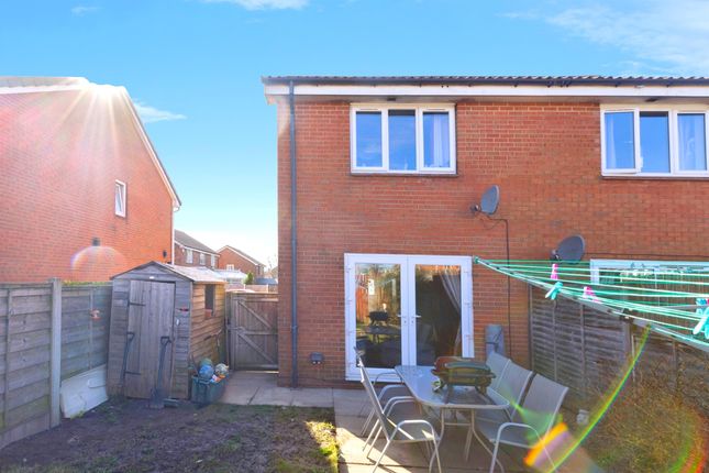43, Holly Approach, Ossett photo 3