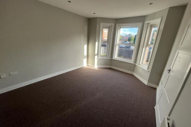 14, Sedgley Road, Bournemouth photo 3