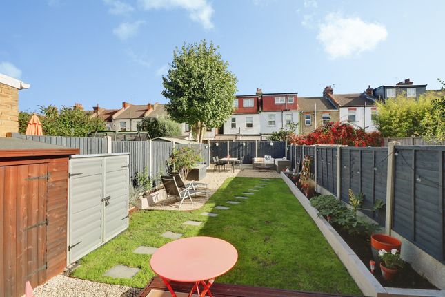 Beedell Avenue, Westcliff-on-sea photo 4