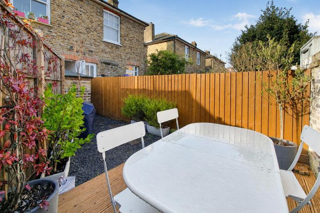 28, Panmuir Road, West Wimbledon photo 4