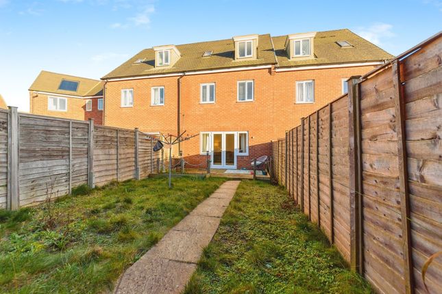 Thumbnail Terraced house for sale in Hillfield Road, Oundle, Peterborough