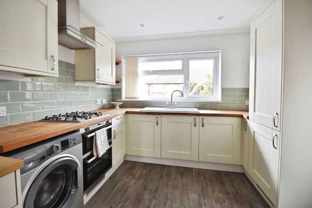 12, Rivermead Avenue, Devon photo 2