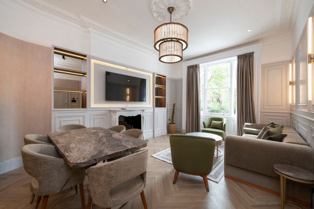 Flat to rent in Royal Crescent, Holland Park