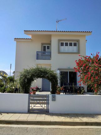 Apartment for sale in Pervolia, Larnaca, Cyprus