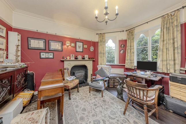 285 Hartshill Road, Stoke-On-Trent photo 4