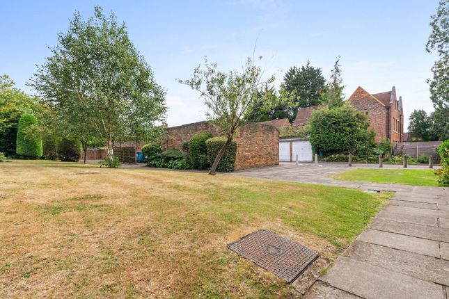 12 Stacey House Cressex Road, High Wycombe photo 4