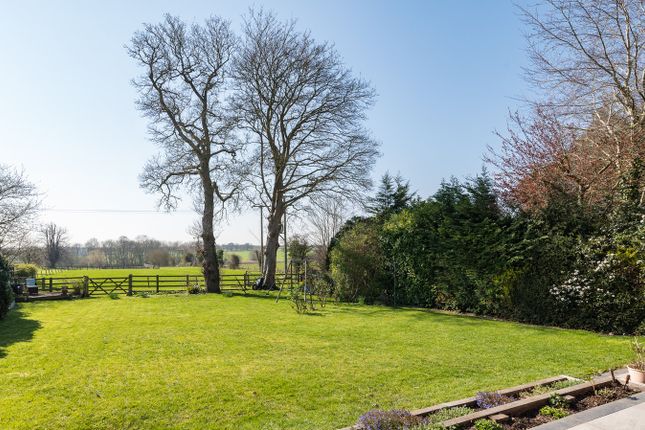 Old Oaks, Westfield Road, Oakley, Bedfordshire photo 3
